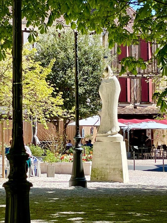 Bed and Breakfast Le Logis Plantagenet Bergerac Esterno foto